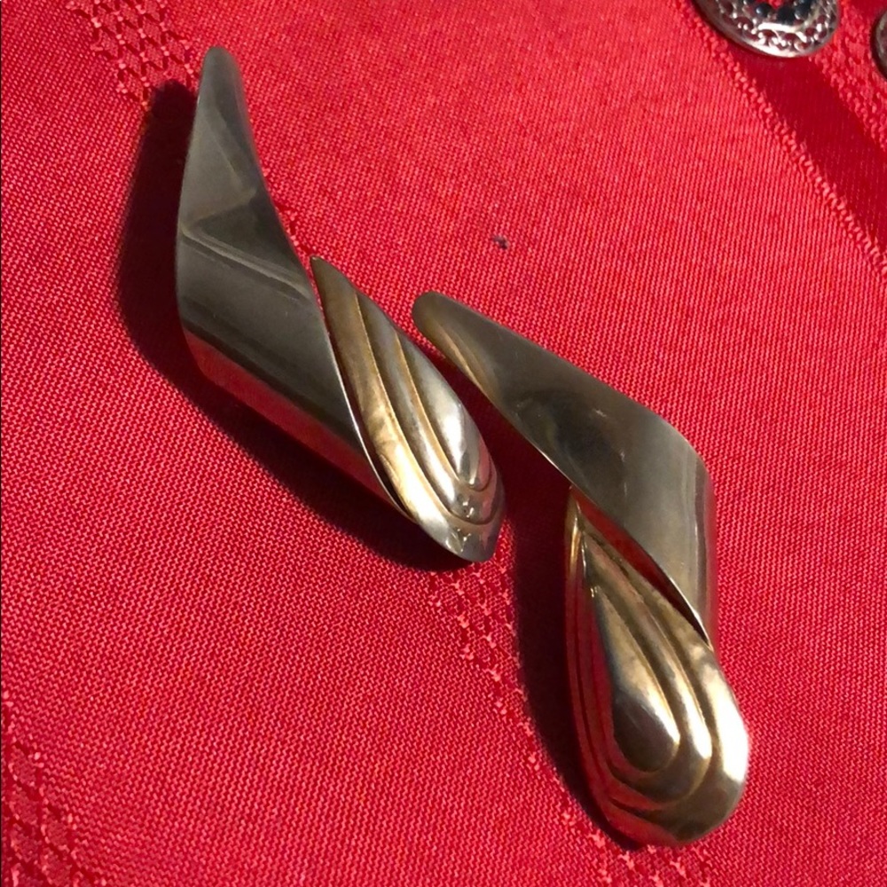 Gold filed fashion earrings